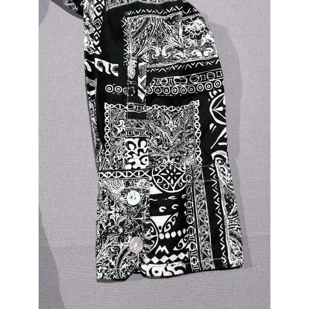 Chicos Womens Black/White Geometric Patchwork Blouse Size 2 - Picture 3 of 9